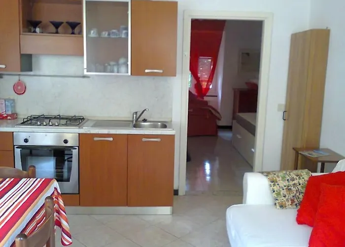 Beatrice Nel Centro Di *