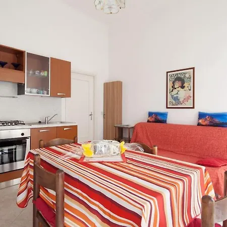 Beatrice Nel Centro Di Apartamento