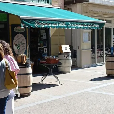 Beatrice Nel Centro Di شقة