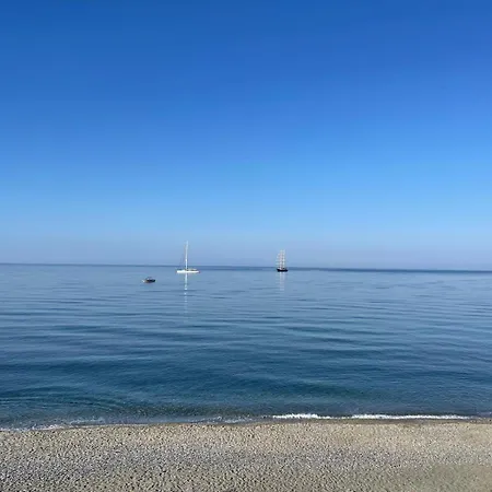 Beatrice Nel Centro Di * Levanto