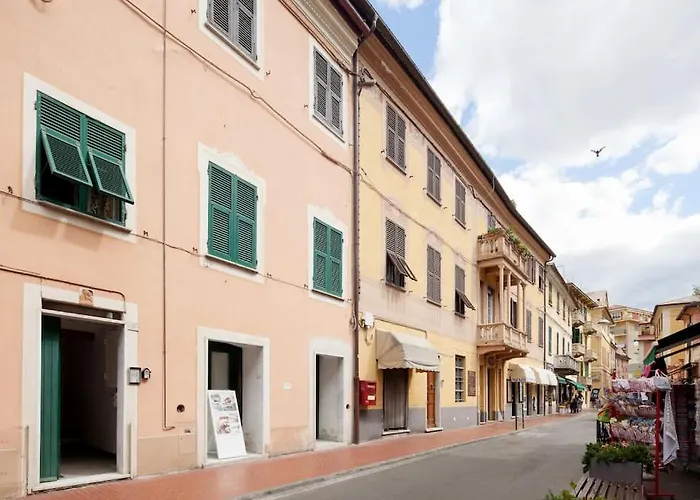 Beatrice Nel Centro Di Apartman Levanto